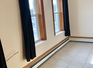 2362 Steinway St #2F, Astoria, NY 11105