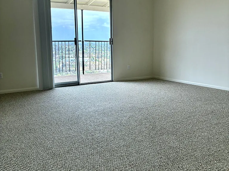 Bedroom 3 (Master)