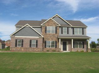 51 Shadow Wood Ln, Smiths Station, AL 36877