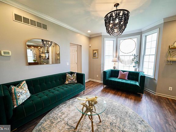 5th image of 100 Beaufort Ln