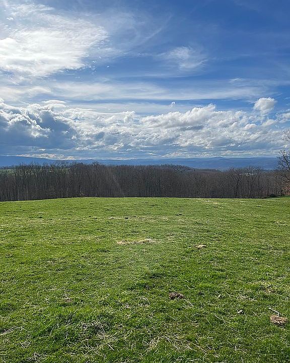 Beautiful mountaintop views.