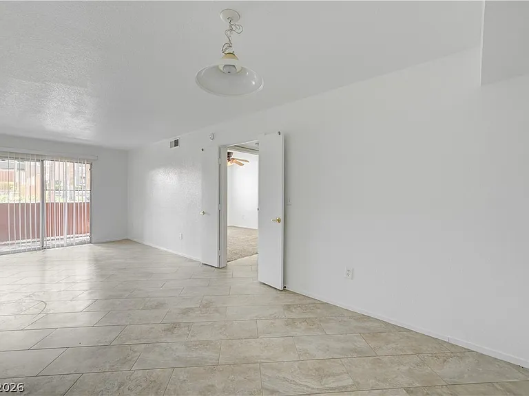 8101 W Flamingo Rd #1017 — Photo 10