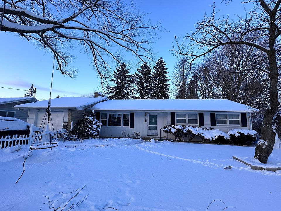 1st image of 47 Golden Ave