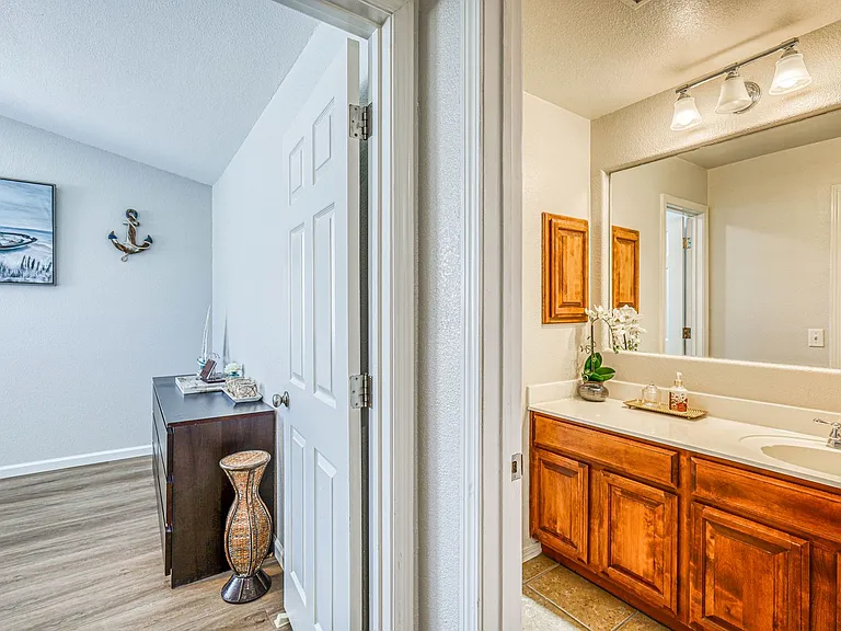 1627 Brillo Del Sol #C-T — Photo 23