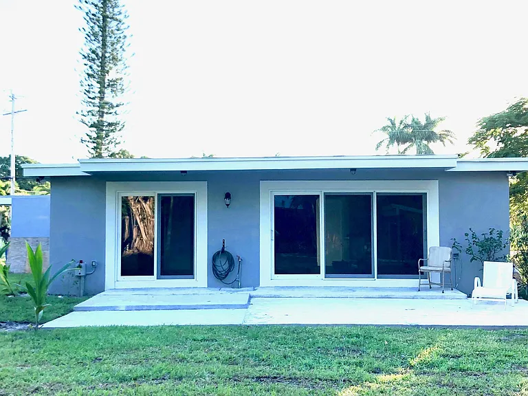 1445 Glen Rd — Photo 17