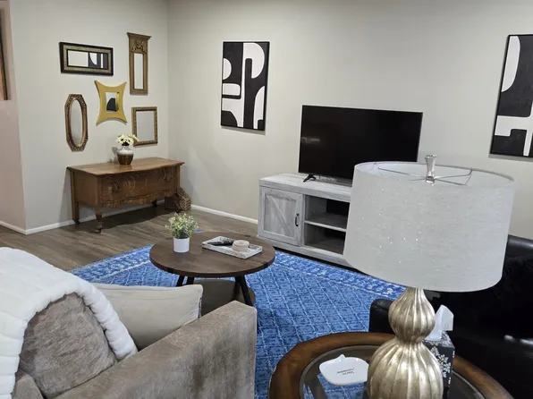 11029 W Caron Dr, Sun City, AZ 85351
