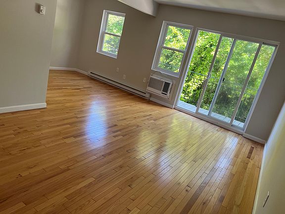 2nd image of 21032 23rd Ave APT 2