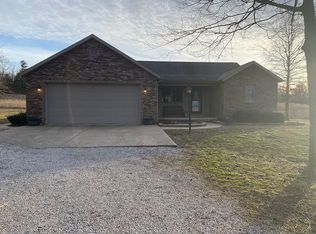 8757 Greencastle Rd, Terre Haute, IN 47805