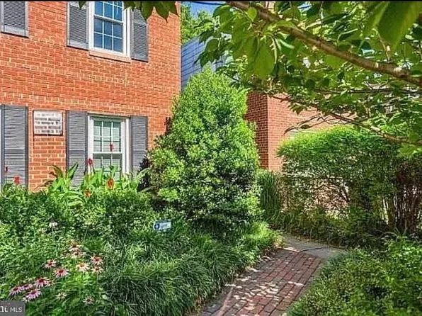 (undisclosed Address), Alexandria, VA 22314