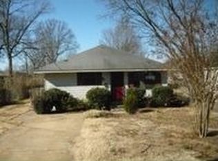 1865 S Goodlett St, Memphis, TN 38111