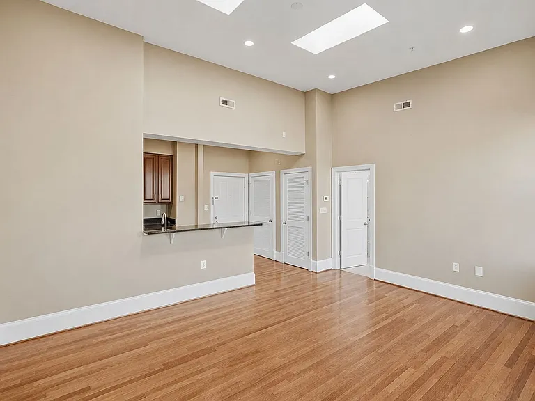 1324 Euclid St NW #407 — Photo 5