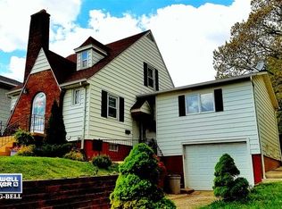 1323 Bluff St, Peru, IL 61354