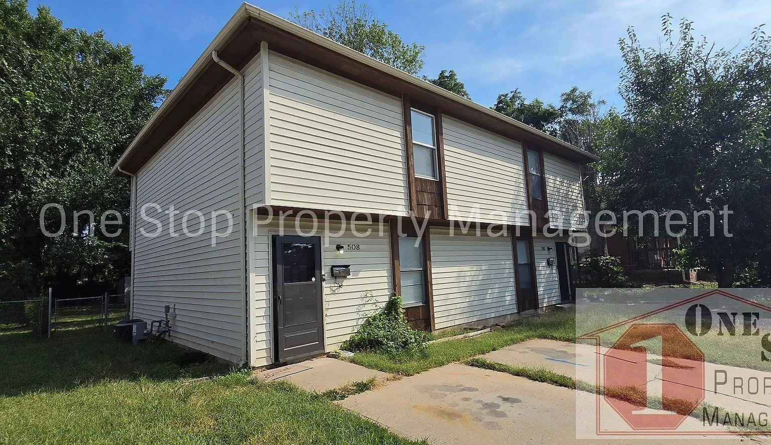 New Price! Duplex with 3 Bedroom, 1 Bathroom in Independence, MO! — Photo 1