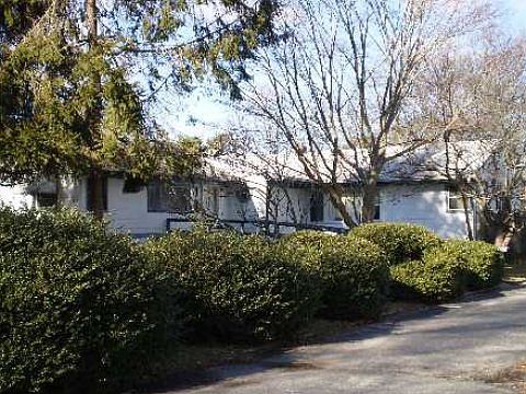2nd image of 49 Parkwood Dr