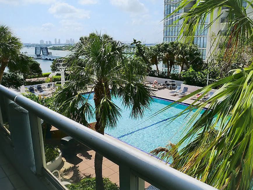 1st image of 1717 N Bayshore Dr APT 1245