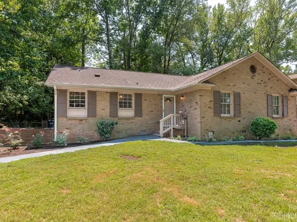 4526 Belle Plaine Dr, Charlotte, NC 28215
