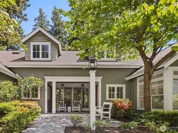 2720 105th Avenue SE, Beaux Arts, WA 98004