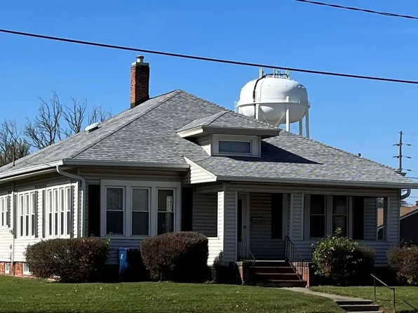 824 N Main St, Monmouth, IL 61462