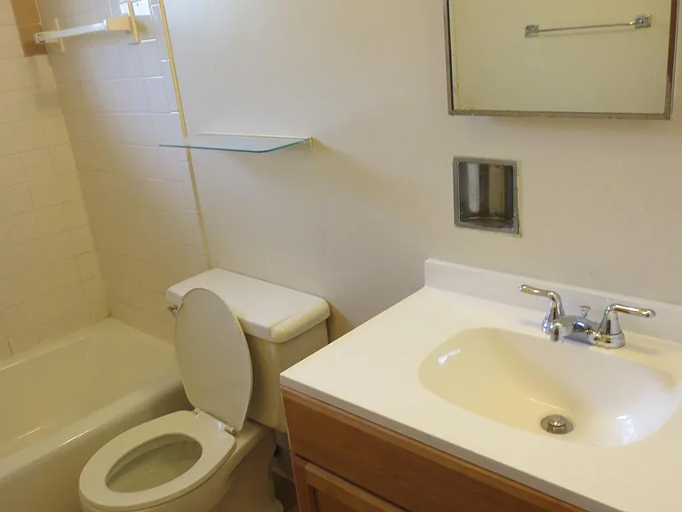 6350 Forward Ave #11 — Photo 7