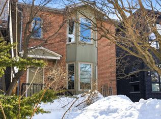 209 Springdale Blvd, Toronto, ON M4C 1Z8