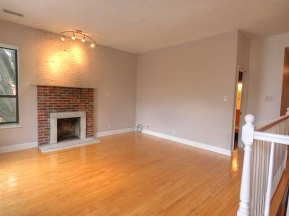 2352 Albion Pl #2E