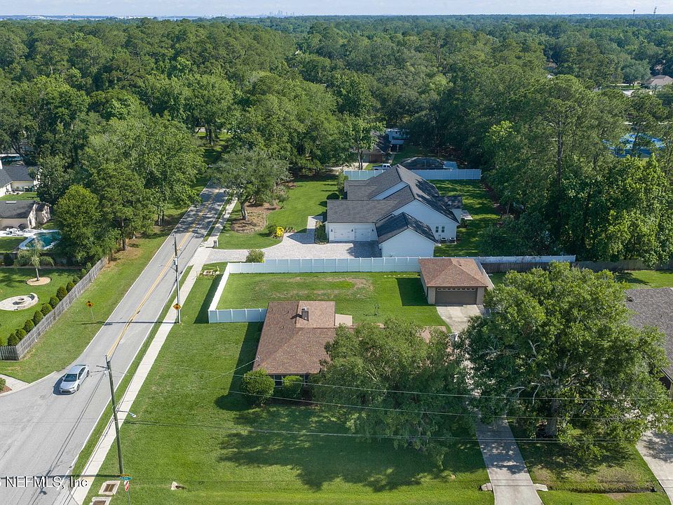 1st image of 12227 FLYNN WOODS Road