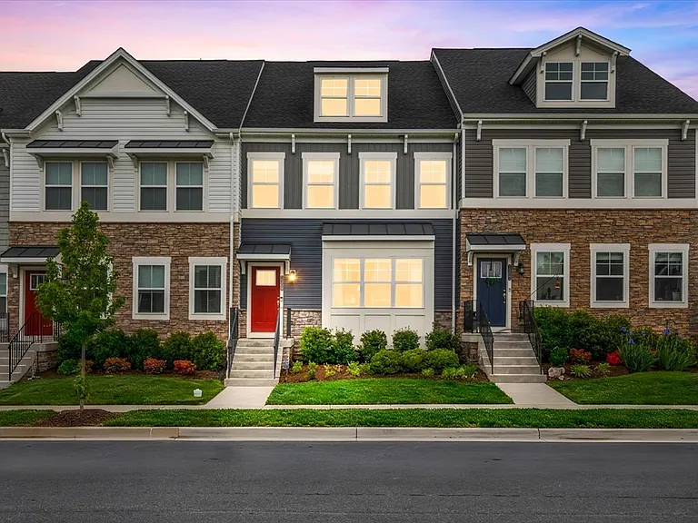 1309 Crampton Pl — Photo 1