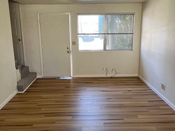 2nd image of 32 U St