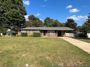 2002 Shiloh Dr, Fayetteville, NC 28304