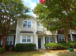 4962 Sunset Ridge Ct, Charlotte, NC 28269