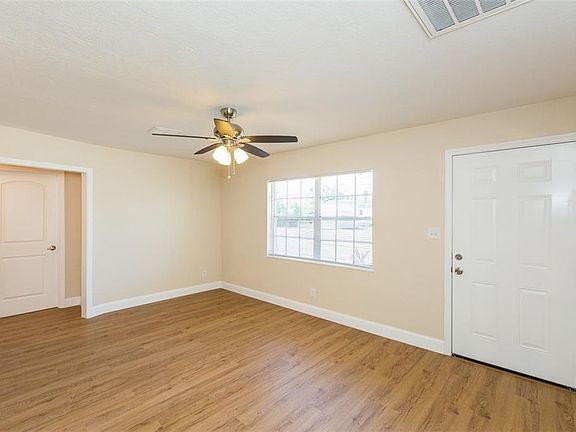 5th image of 413 Keat Ave