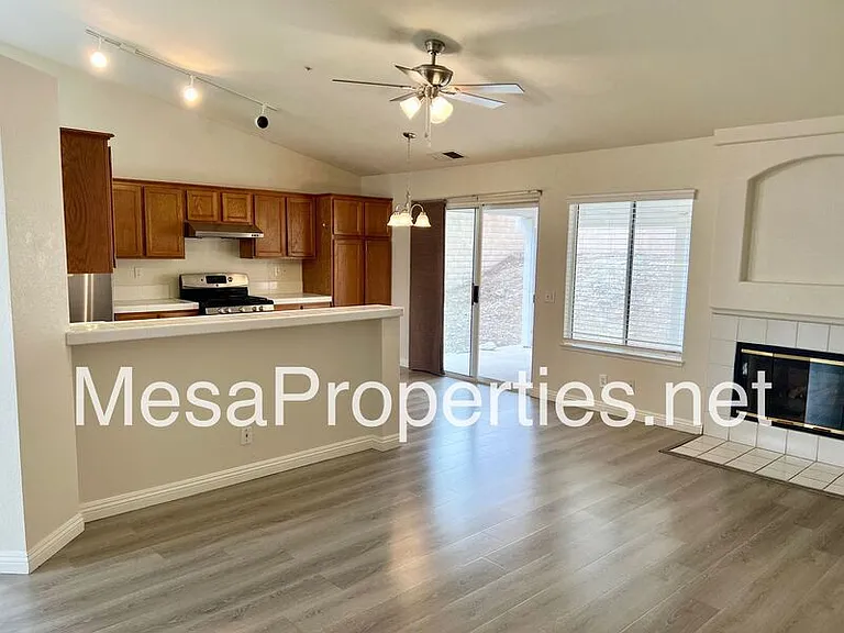2816 W Fairview Dr — Photo 6