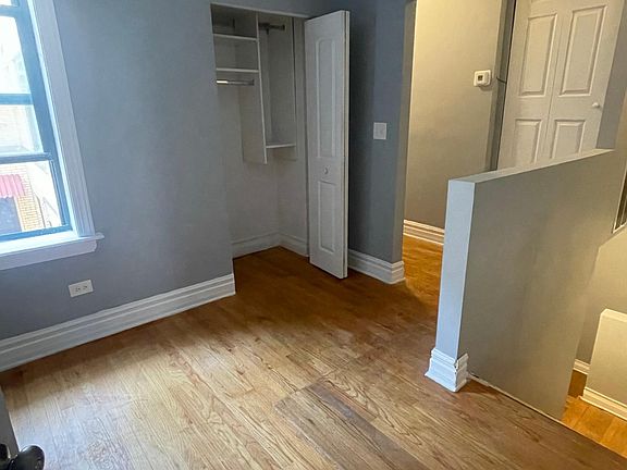 3rd image of 6610 S Kenwood Ave #111
