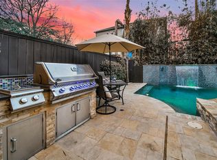 4412 Floyd St, Houston, TX 77007