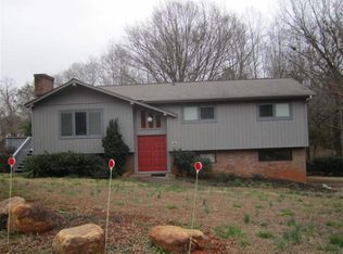 3015 Kelsey Creek Rd, Spartanburg, SC 29302
