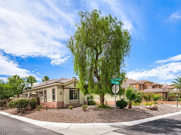 4th image of 5533 Sumac Ridge Ct