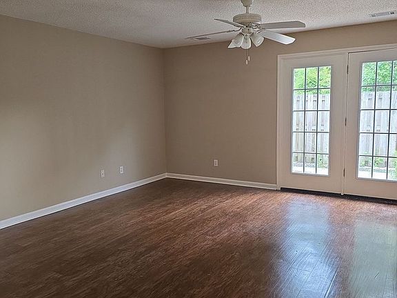 4th image of 9826B Whitfield Avenue Ext