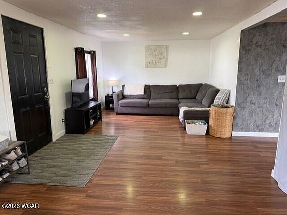 5th image of 434 Haven St