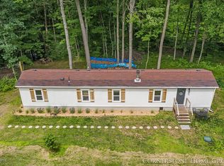 8360 Johnson Rd, Belding, MI 48809