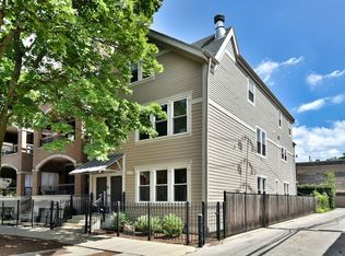 2615 N Wayne Ave #1, Chicago, IL 60614