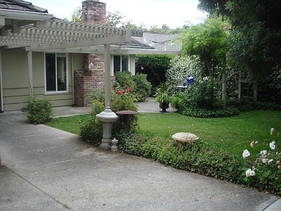 2nd image of 540 Jackson Dr