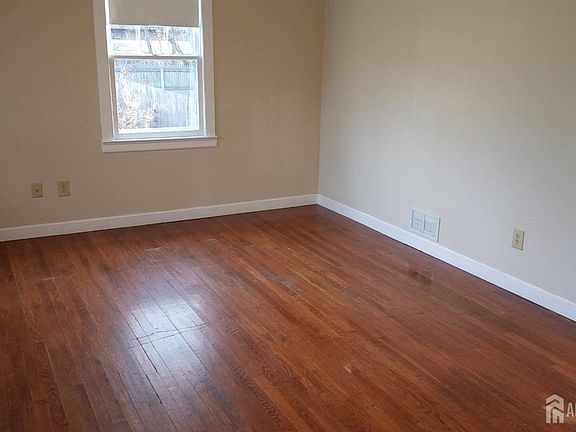 5th image of 1216 S Washington Ave
