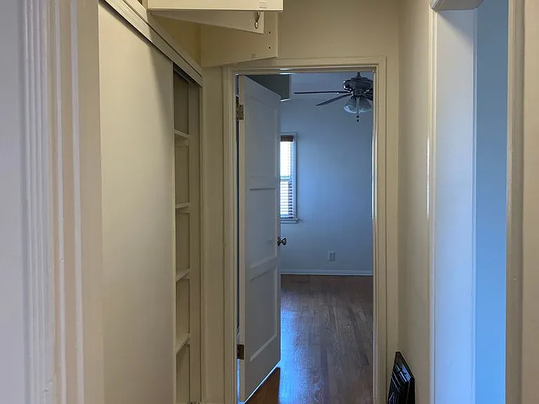 2406 Grandview Ave — Photo 11