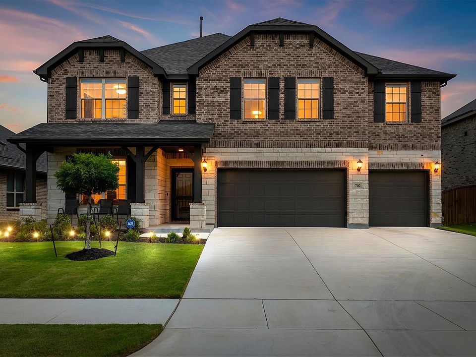 1st image of 702 Matador Ln