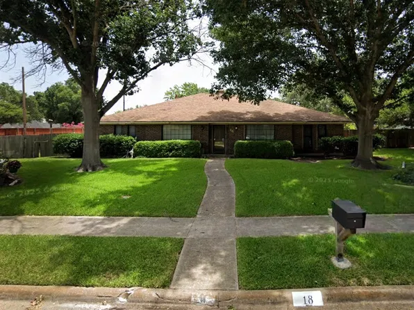 18 Walnut Creek Pl, Richardson, TX 75080