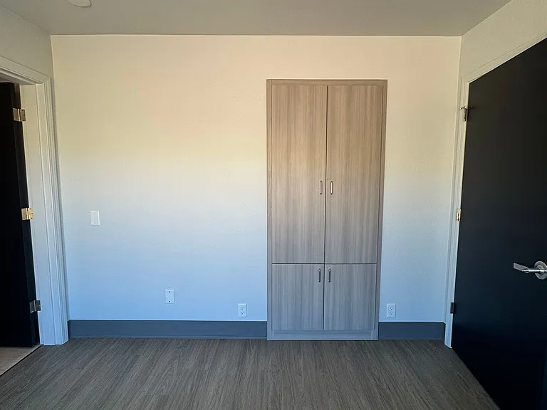 Shasta Place Apartments — Photo 10