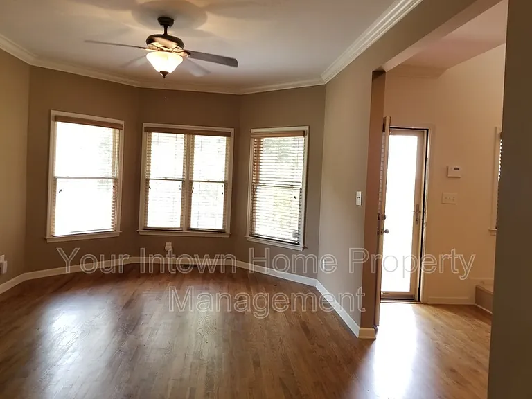 164 Fulton Way SE — Photo 6