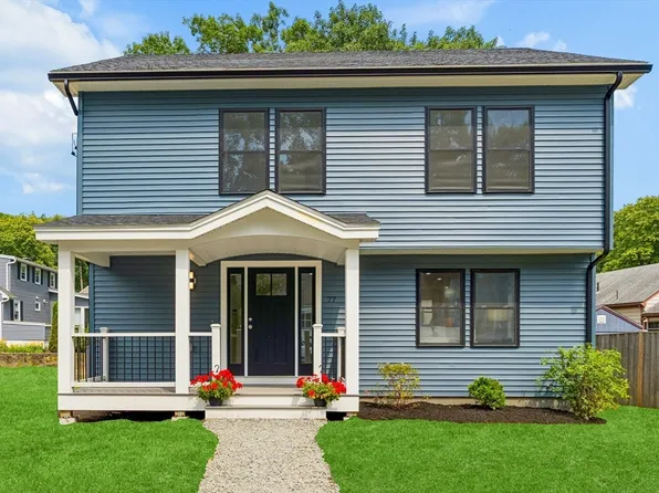 77 Hurd St, Lynn, MA 01905