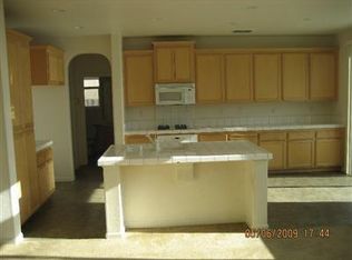 5610 Newsome Ct, Elk Grove, CA 95757