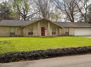 1455 Wooddell Dr, Jackson, MS 39212